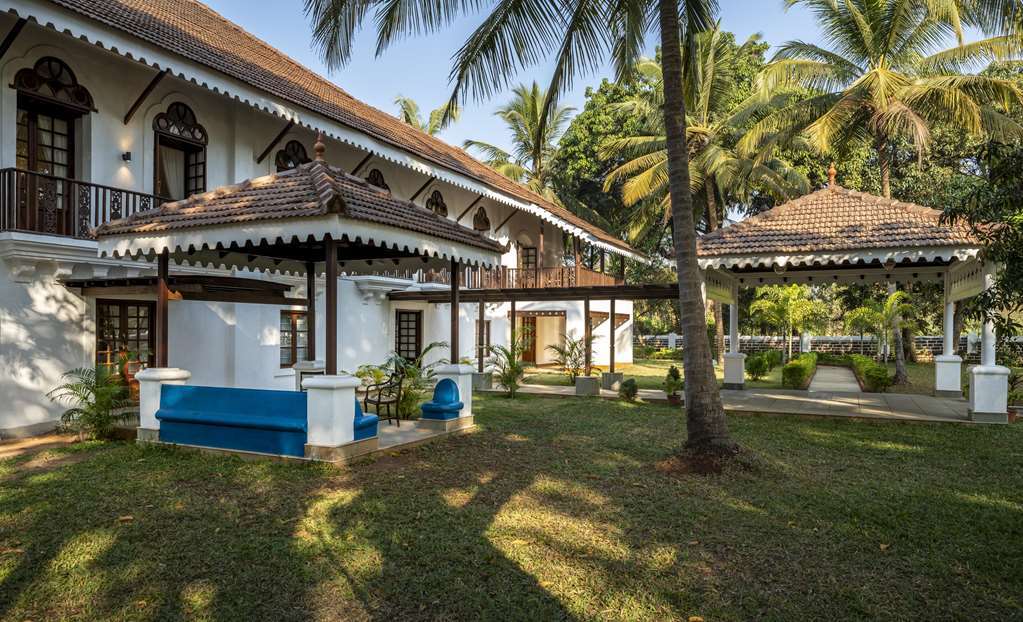 The Postcard Cuelim Hotel Velsao Luaran gambar